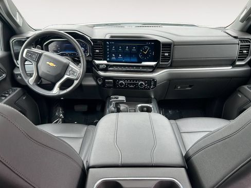 Used 2025 Chevrolet Silverado 1500 LTZ w/ LTZ Premium Package AWD/4WD image 12