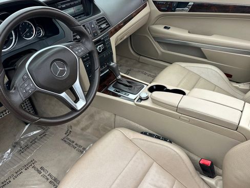 Used 2013 Mercedes-Benz E 350 E 350 image 4