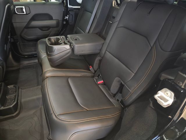 Used 2025 Jeep Wrangler Unlimited Rubicon 392 AWD/4WD image 39