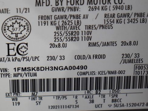 Used 2022 Ford Explorer XLT w/ XLT Sport Appearance Package image 26