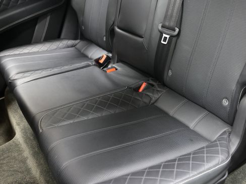 Used 2017 Bentley Bentayga AWD/4WD image 62
