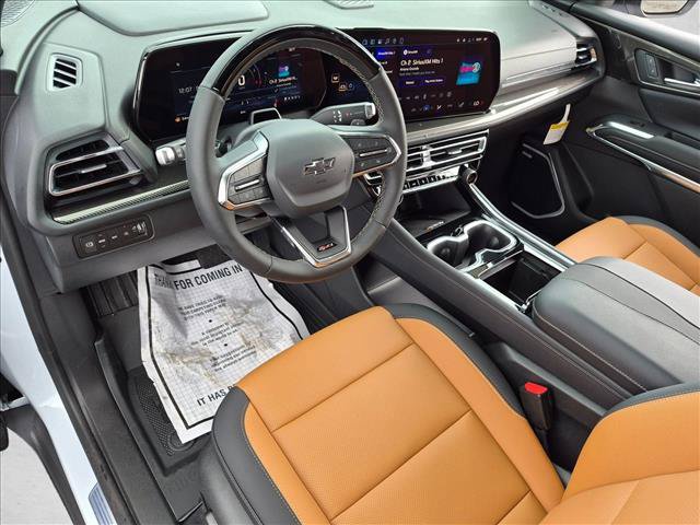 New 2027 Chevrolet Traverse Z71 w/ Enhanced Driving Package AWD/4WD image 3