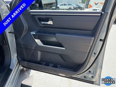 Used 2025 Toyota Sequoia Platinum AWD/4WD image 23
