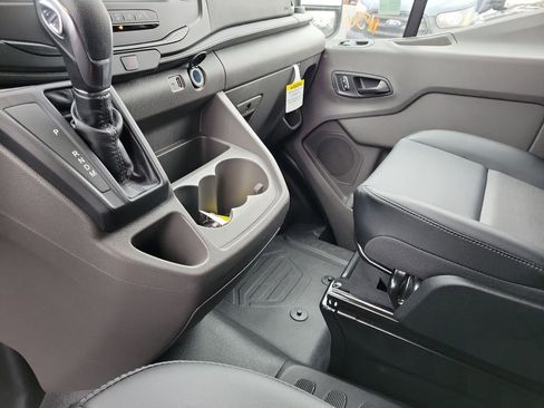 New 2026 Ford Transit 250 148 Medium Roof image 31