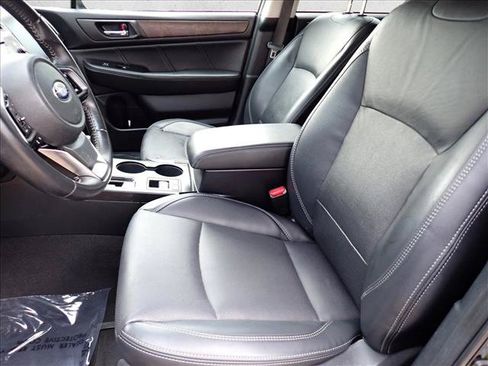 Used 2019 Subaru Outback 3.6R Limited AWD/4WD image 13