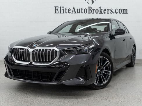 Used 2026 BMW 530i xDrive AWD/4WD image 40