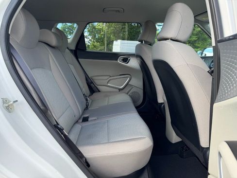 Used 2021 Kia Soul LX FWD image 18