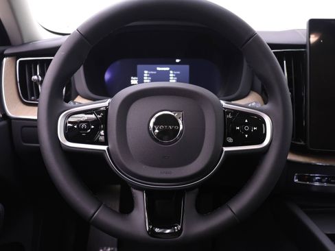 New 2026 Volvo XC60 B5 Plus w/ Protection Package Premier AWD/4WD image 15