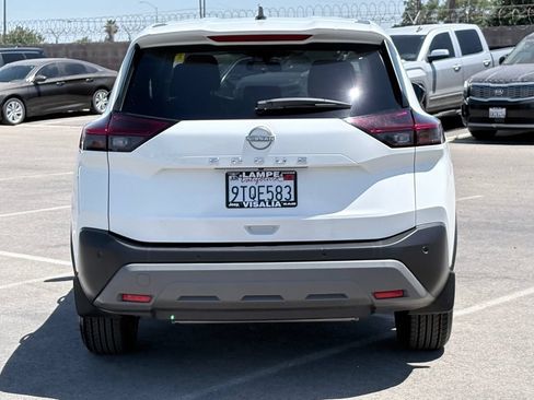 Used 2023 Nissan Rogue S FWD image 6