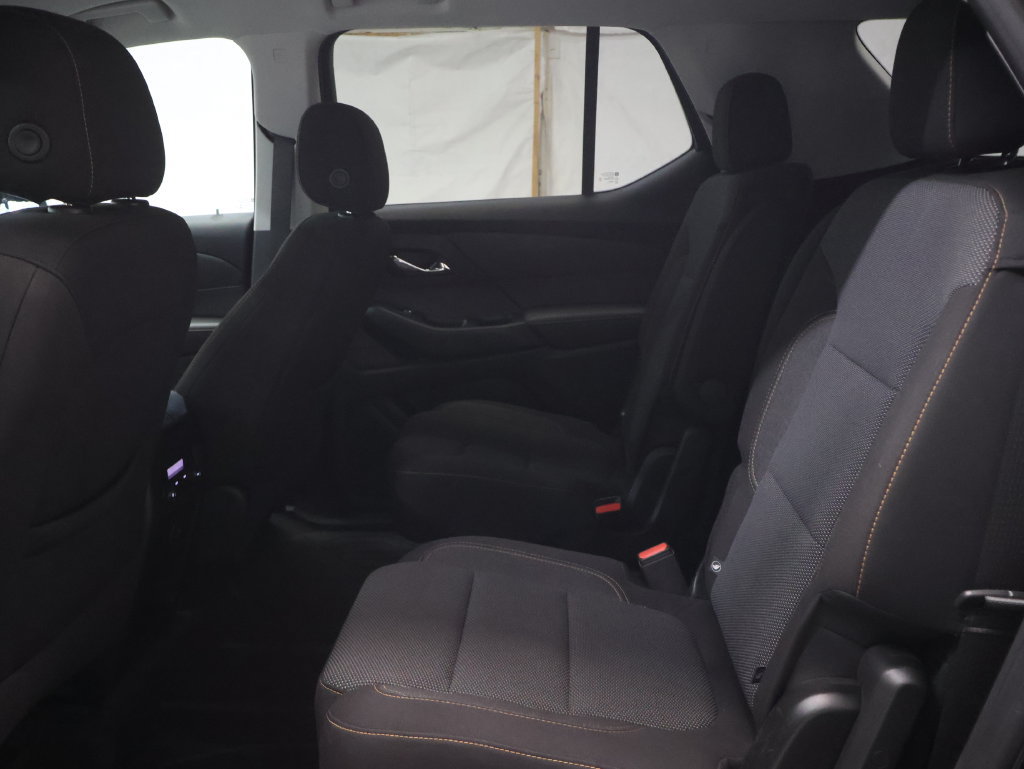 Used 2021 Chevrolet Traverse LT w/ LPO, Floor Liner Package AWD/4WD image 15