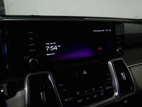Used 2023 Kia Sorento SX Prestige w/ Panoramic Sunroof Package AWD/4WD image 28