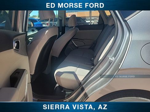 Used 2025 Kia Soul LX FWD image 11
