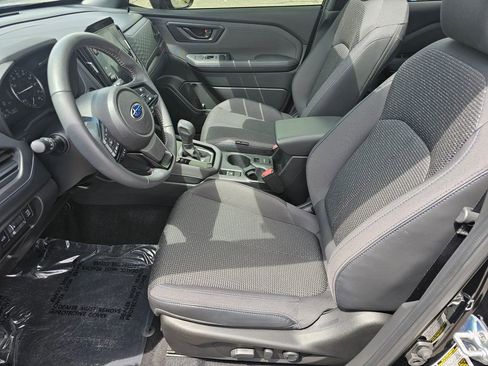 Used 2025 Subaru Forester Premium AWD/4WD image 20