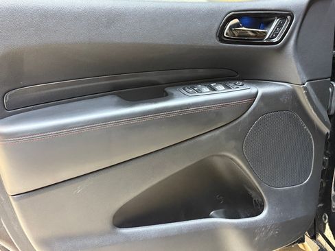 Used 2023 Dodge Durango GT image 13