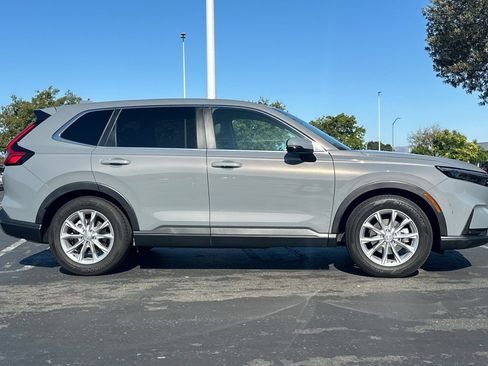 Used 2024 Honda CR-V EX-L image 3