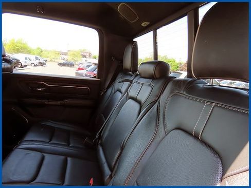 Used 2022 RAM 1500 Limited w/ Body Color Bumper Group AWD/4WD image 11