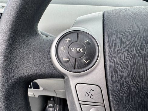 Used 2013 Toyota Prius V Three FWD image 30