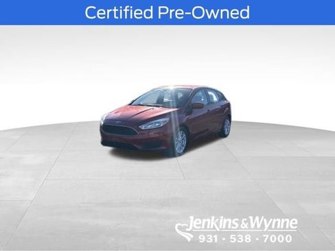 Certified 2018 Ford Focus SE image 1