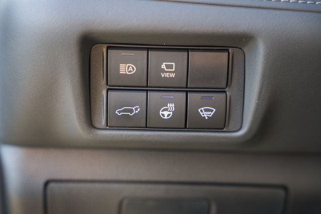 Used 2021 Toyota Highlander Limited AWD/4WD image 45