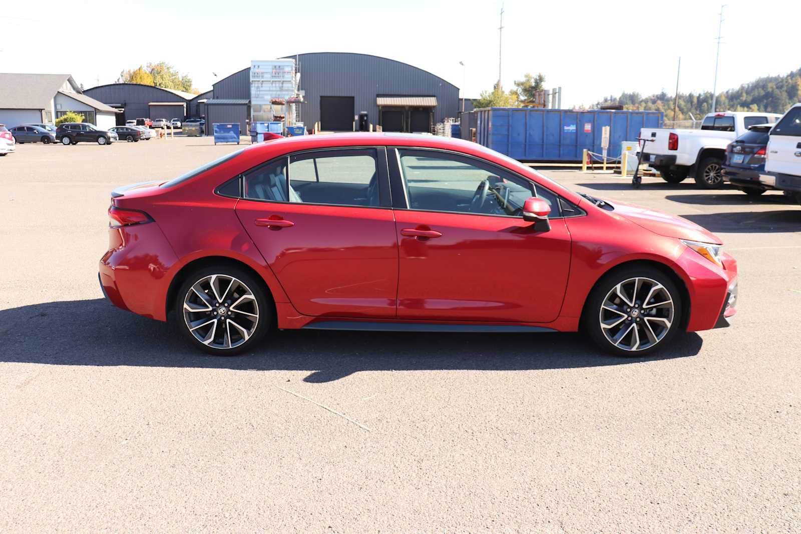 Used 2020 Toyota Corolla XSE FWD image 4