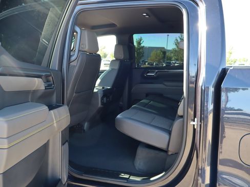 Used 2023 Chevrolet Silverado 1500 ZR2 AWD/4WD image 27