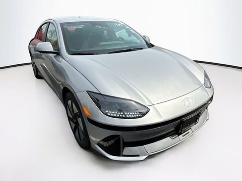 Used 2023 Hyundai Ioniq 6 SE AWD/4WD image 11