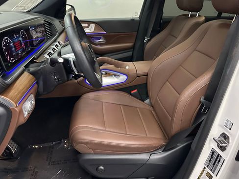 Certified 2025 Mercedes-Benz GLS 450 4MATIC image 20