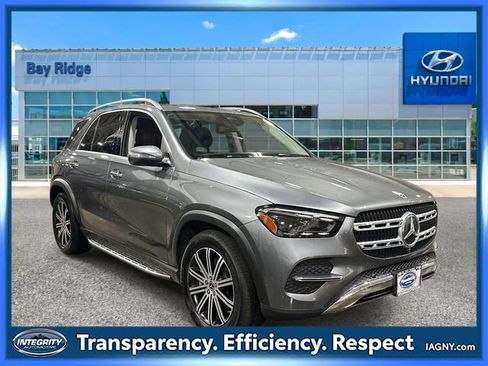 Used 2024 Mercedes-Benz GLE 450 4MATIC image 1
