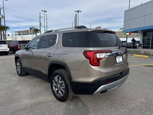 Used 2023 GMC Acadia SLT image 7
