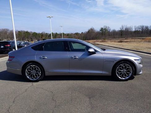 Used 2021 Genesis G80 2.5T w/ Prestige Package image 3