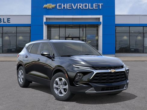 New 2026 Chevrolet Blazer LT w/ Convenience Package FWD image 7