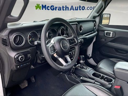 Used 2023 Jeep Wrangler Unlimited Sahara w/ Cold Weather Group AWD/4WD image 16