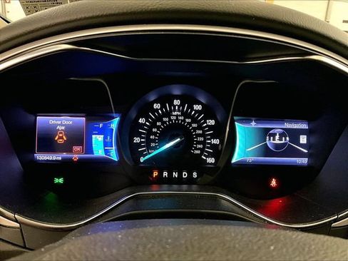 Used 2013 Ford Fusion SE FWD image 19