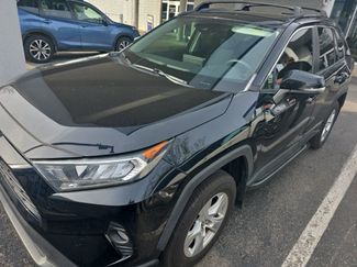 Used 2020 Toyota RAV4 XLE w/ Convenience Package video 1