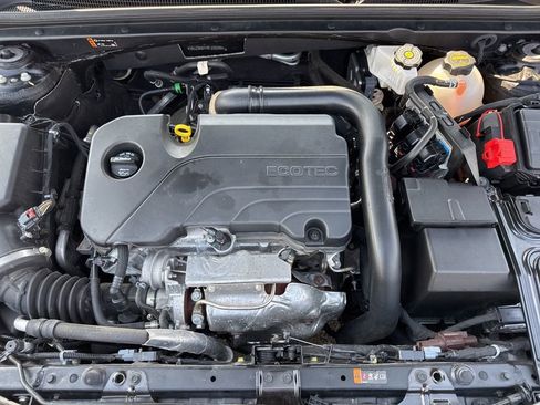 Used 2024 Chevrolet Malibu LT w/ Midnight Edition image 33