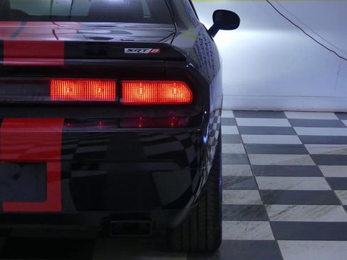 Used 2012 Dodge Challenger SRT8 image 25