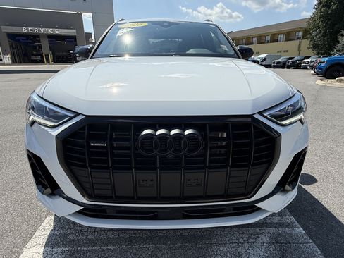 Used 2025 Audi Q3 2.0T Premium Plus AWD/4WD image 2