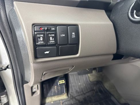 Used 2014 Honda Odyssey EX-L image 15