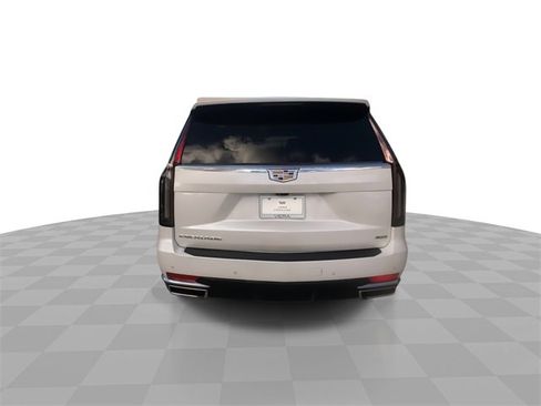 Certified 2022 Cadillac Escalade Premium Luxury w/ Performance Package image 12