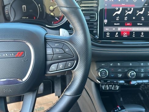Used 2025 Dodge Durango R/T AWD/4WD image 35