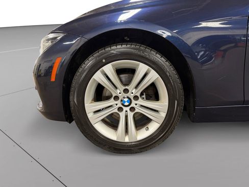Used 2016 BMW 328i xDrive Sedan AWD/4WD image 12
