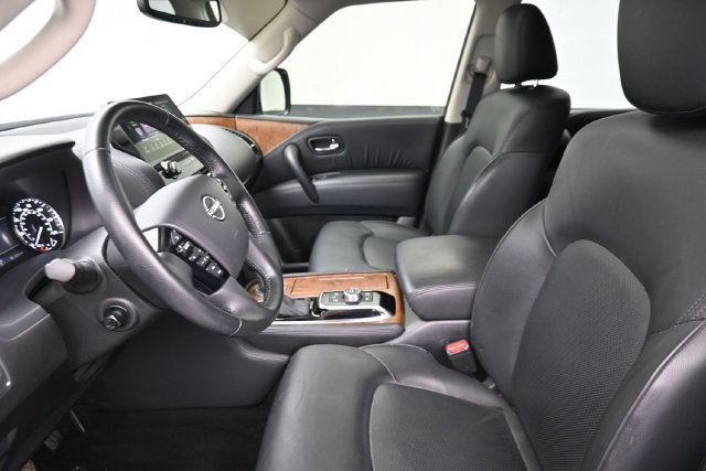 Used 2024 Nissan Armada SL w/ Captain's Chairs Package AWD/4WD image 16