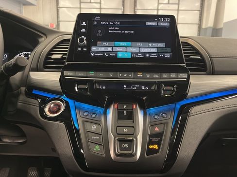 Used 2025 Honda Odyssey Elite image 21