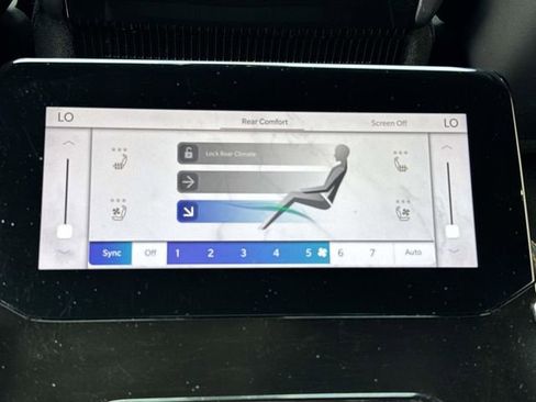 Used 2022 Jeep Grand Wagoneer Series III image 19