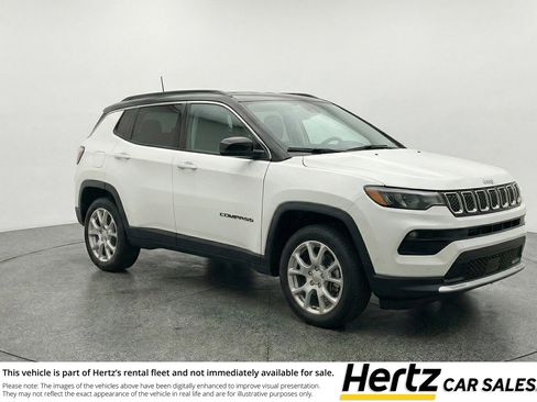 Used 2025 Jeep Compass Limited AWD/4WD image 1