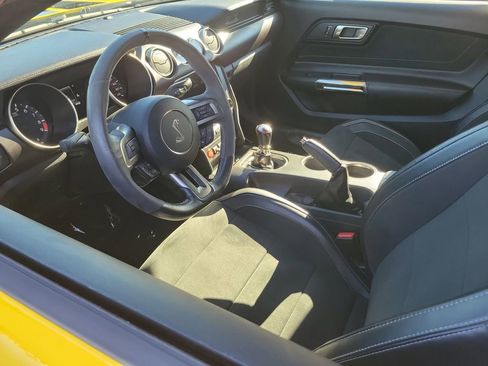 Used 2016 Ford Mustang Shelby GT350 w/ Technology Package image 3