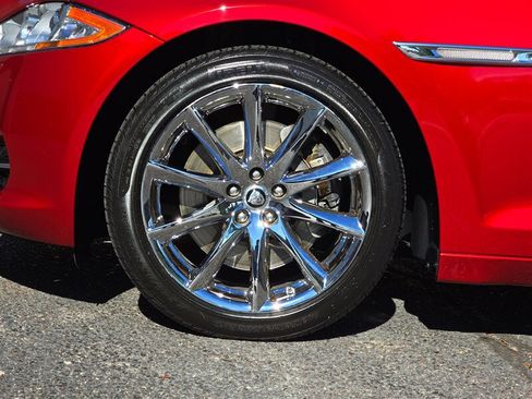 Used 2012 Jaguar XJ RWD image 35