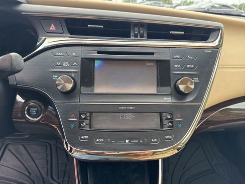 Used 2014 Toyota Avalon XLE Touring FWD image 16