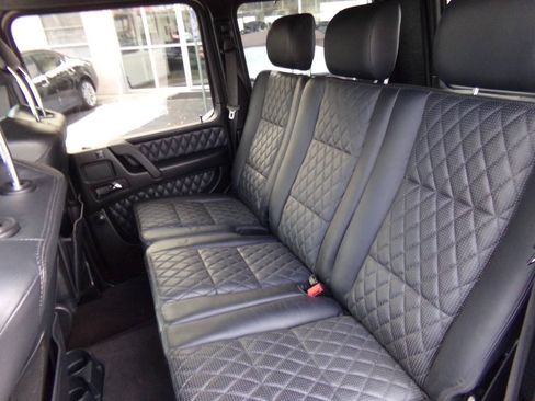 Used 2013 Mercedes-Benz G 63 AMG 4MATIC image 33