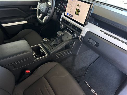 Used 2024 Toyota Tacoma TRD Off-Road AWD/4WD image 14
